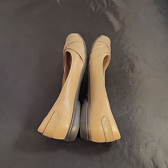 LIFETRIDE SIMPLY COMFORT ADALENE ROUND TOE SLIP-ON WOMEN"S FLAT - Picture 9 of 13